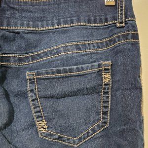 Maurices Mid Rise Skinny Jeggings Size Medium x 29 Jeans Stretch Blue Short